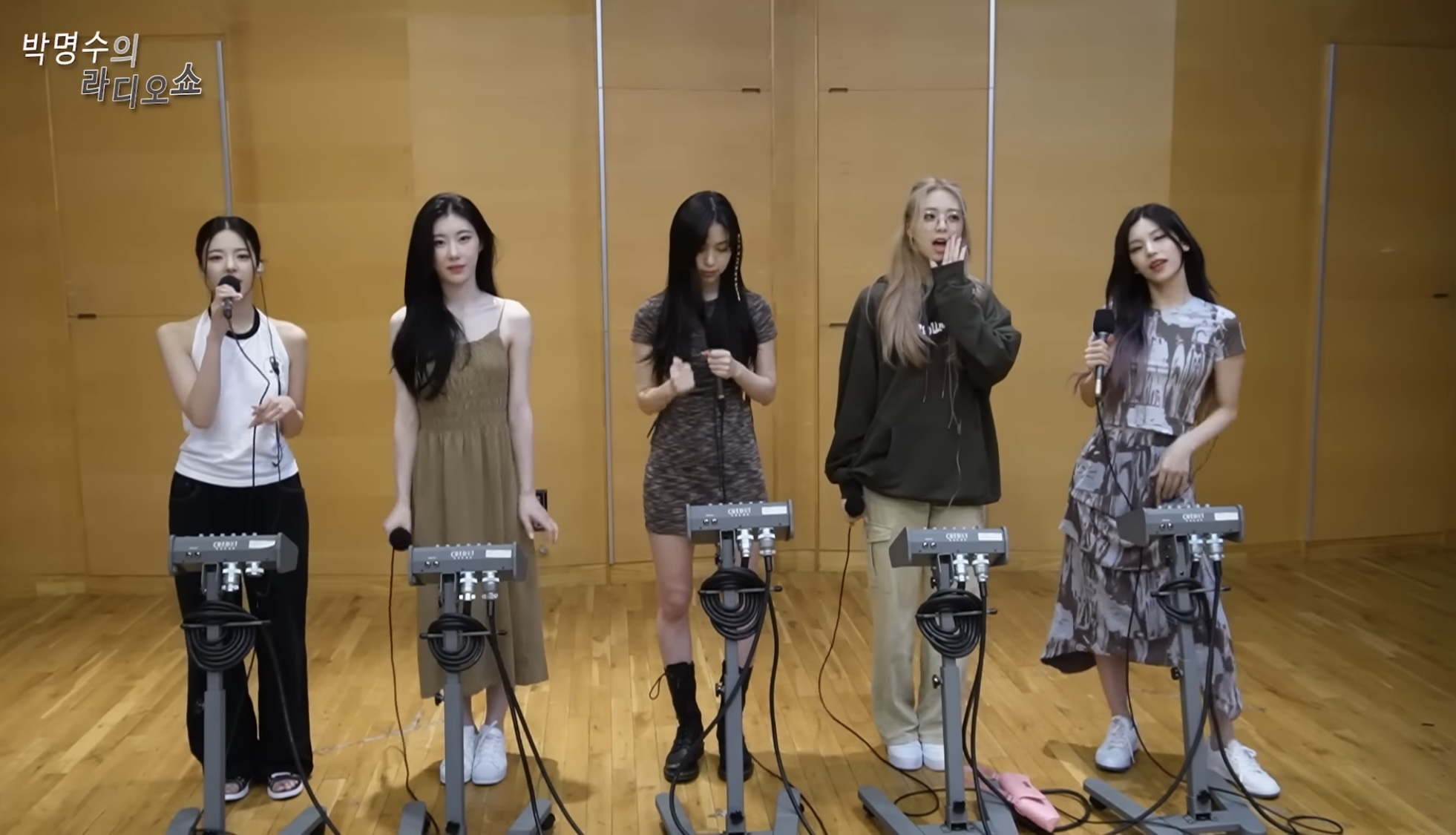 [잡담] 뭐야..? 리아 있지내에서 단신멤이였네 | 인스티즈