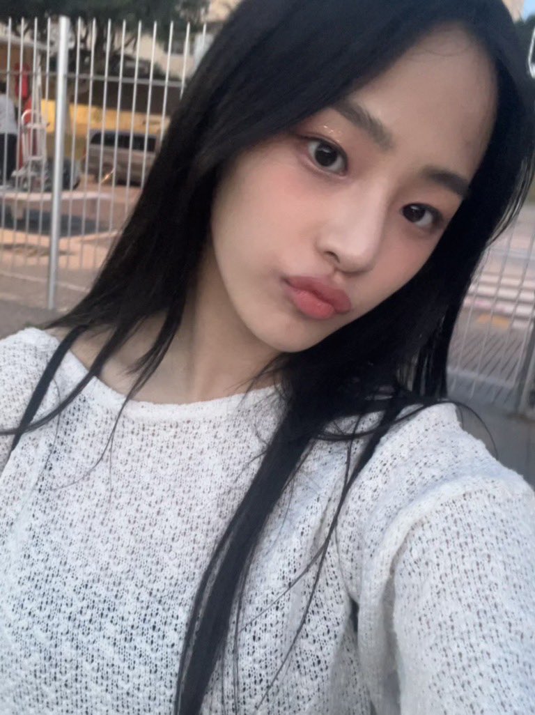 [잡담] 민지 진짜 너무너무 예뿌다 | 인스티즈