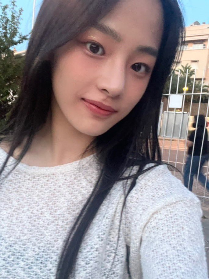 [잡담] 진짜 닮았다 | 인스티즈