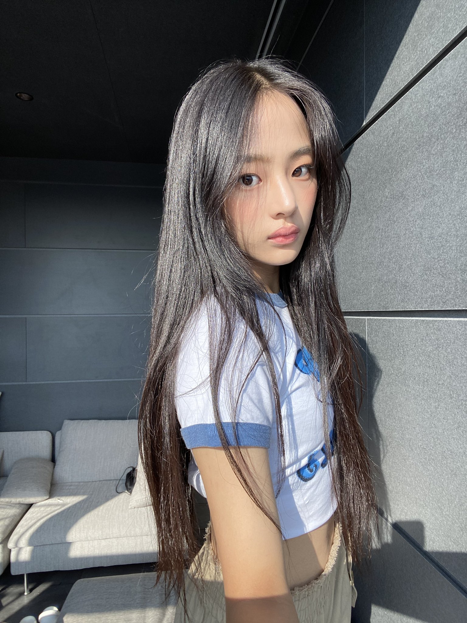 [잡담] 민지 약간 하이틴 영화에서 전학왔는데 퀸카먹은 재질임 | 인스티즈