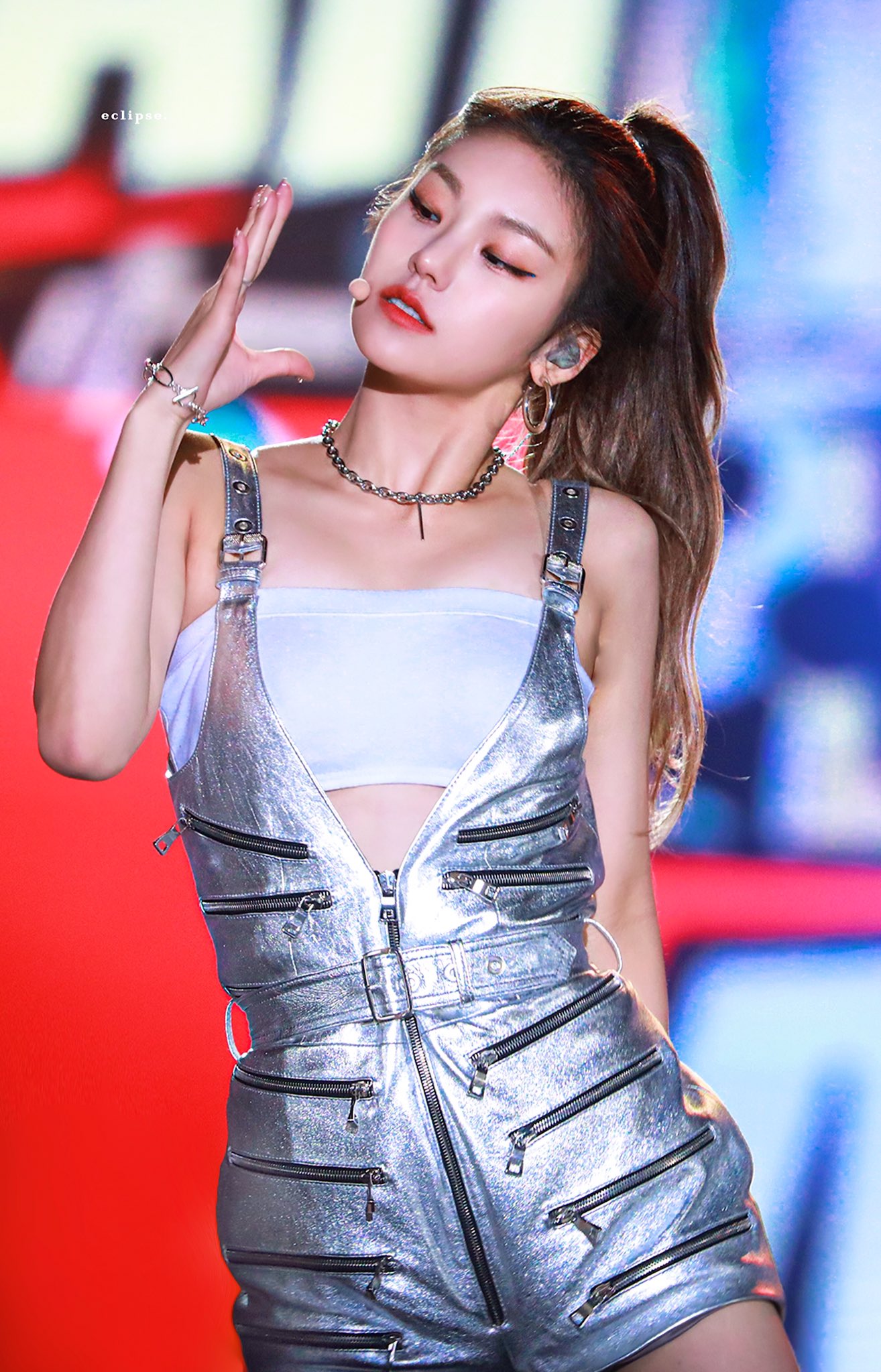 [잡담] 카리나 예지 둘 다 진짜 게임캐릭터 같애… | 인스티즈