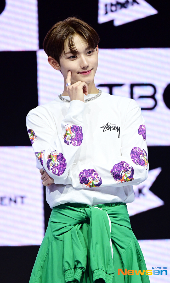 [미디어] 오늘 데뷔하는 ATBO 멤버들 데뷔 쇼케이스 사진 | 인스티즈