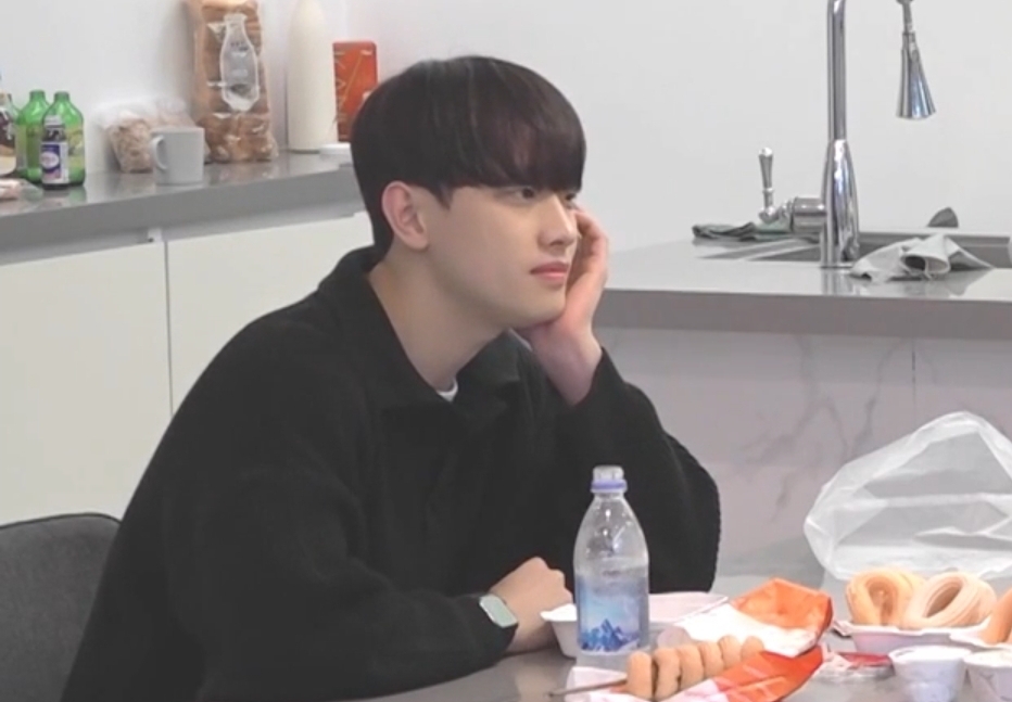 [잡담] 남의연애 창민씨...이렇게 쳐다보는데 누가 안넘어가 | 인스티즈