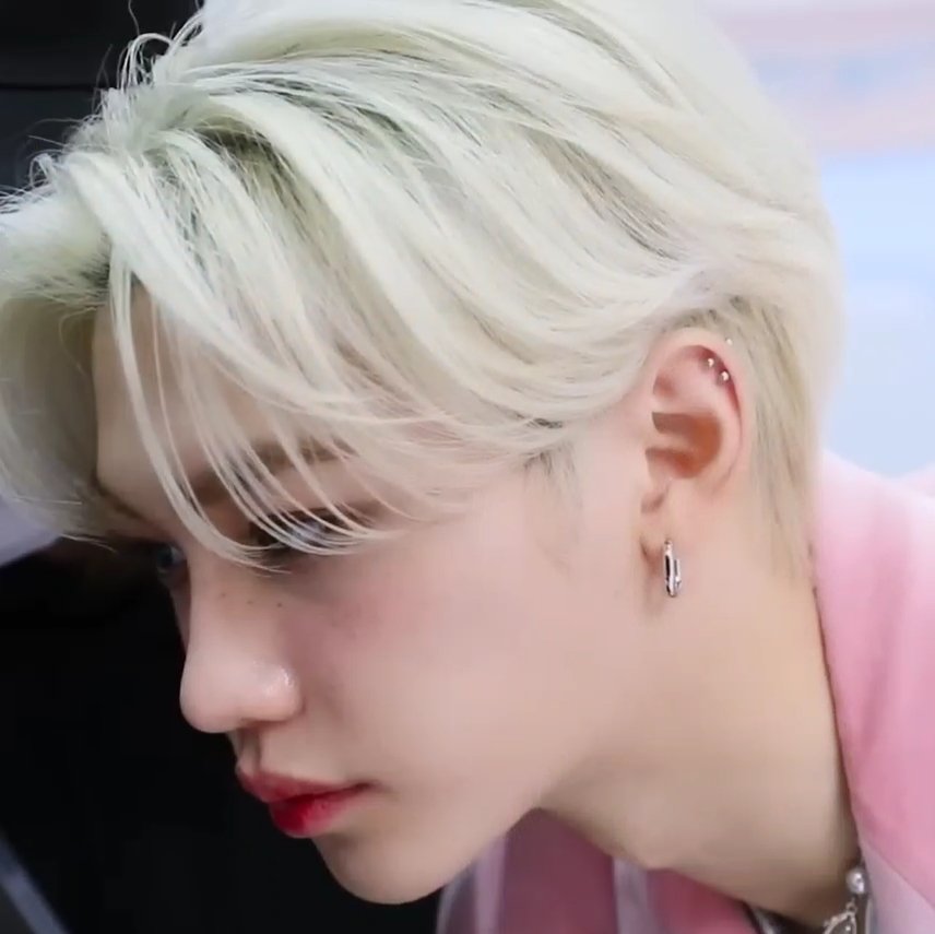 [잡담] 금발 필릭스는.. 진짜 투디미가 심하다 | 인스티즈