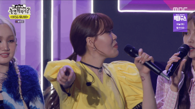 [OnAir] 응원(?) 온 숏박스 멤버들과 티격태격하는 엄지윤.gif | 인스티즈