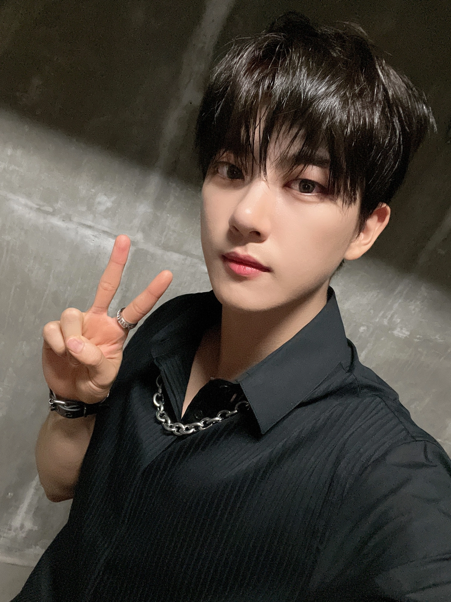 [잡담] 김지범 얼굴자랑 | 인스티즈