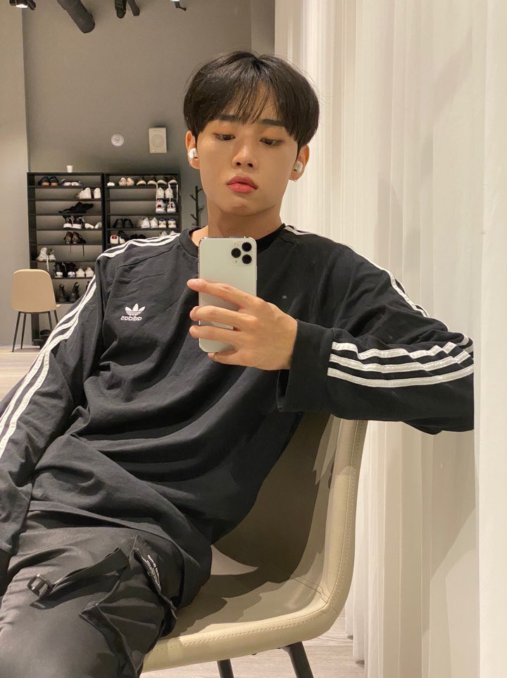 [잡담] 더보이즈 선우 아디다스만 입으면 ㄹㅇ세상 힙해짐 | 인스티즈