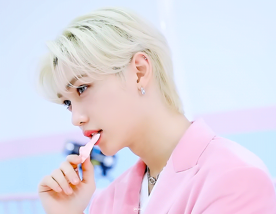 [잡담] 금발 필릭스는.. 진짜 투디미가 심하다 | 인스티즈