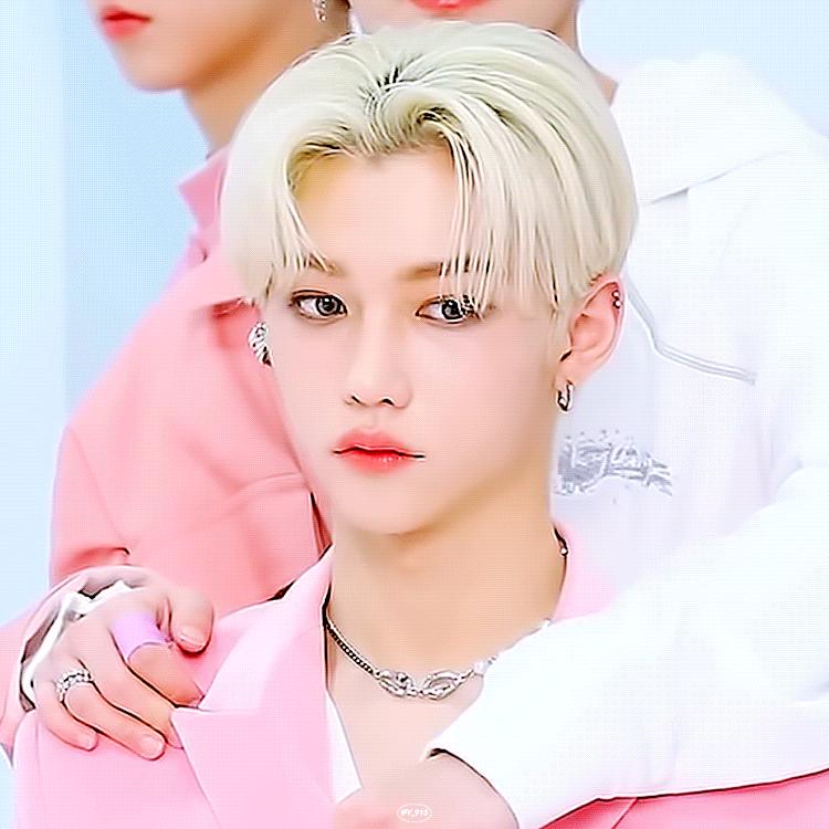 [잡담] 금발 필릭스는.. 진짜 투디미가 심하다 | 인스티즈