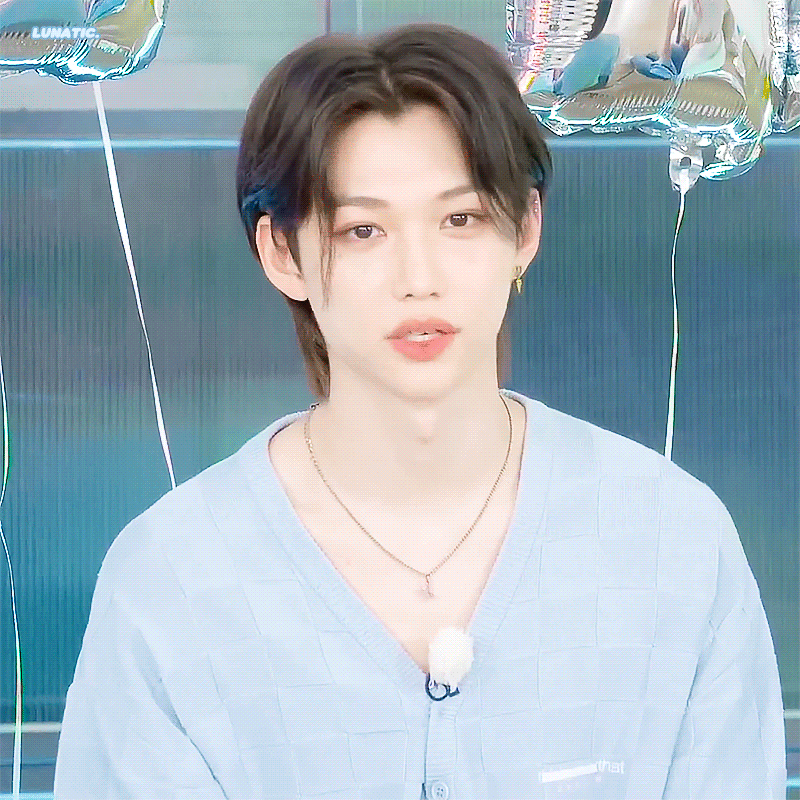 [잡담] 필릭스 다음에 흑발계열로 컴백이면 최초 흑발활동임 | 인스티즈