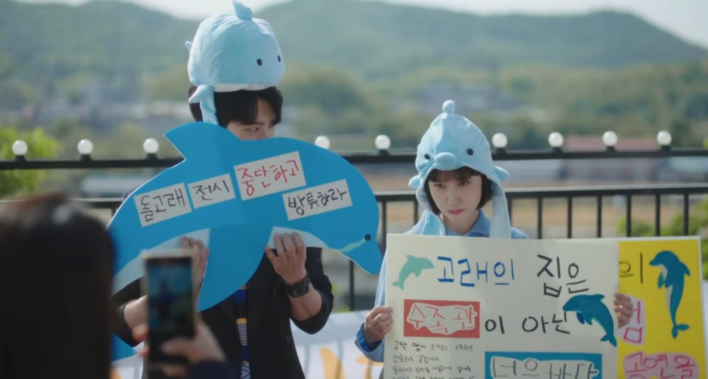 [잡담] 준호야 이거 안에 옷 머야..?? | 인스티즈