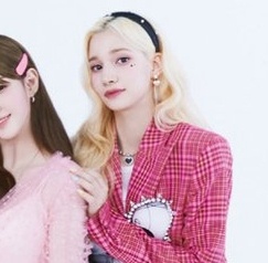 [잡담] 케플러 휴닝바히에 일본 컴백 사진인 것 같은데 짱이야 | 인스티즈