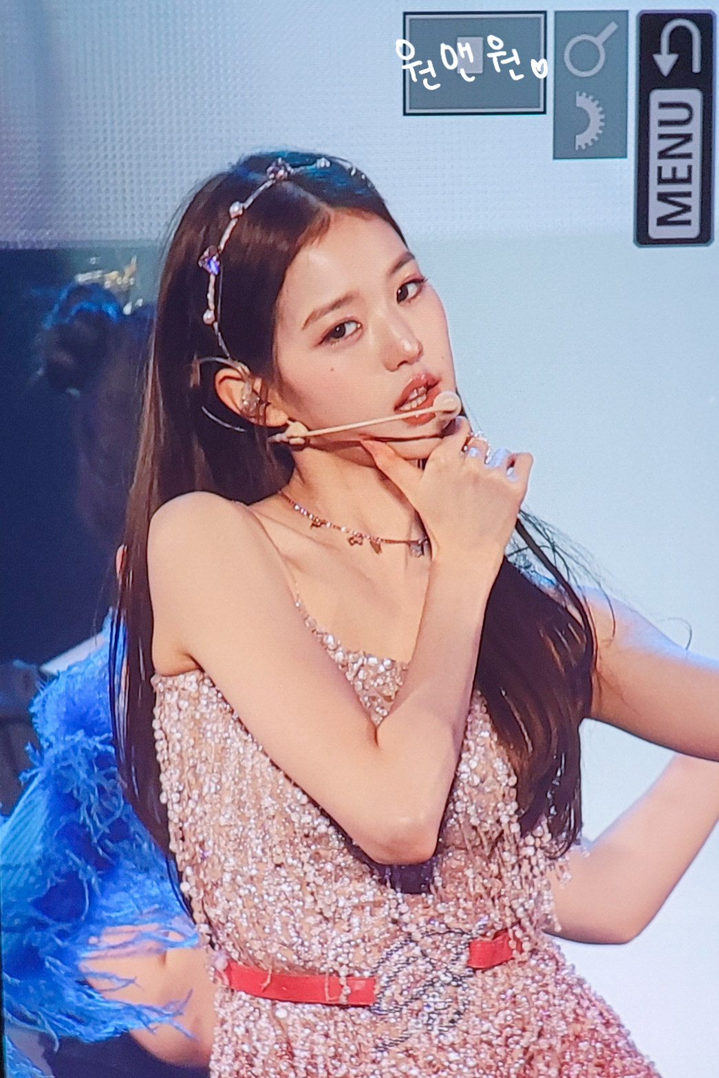 [잡담] 오늘 원영이 의상 개예뻐 | 인스티즈