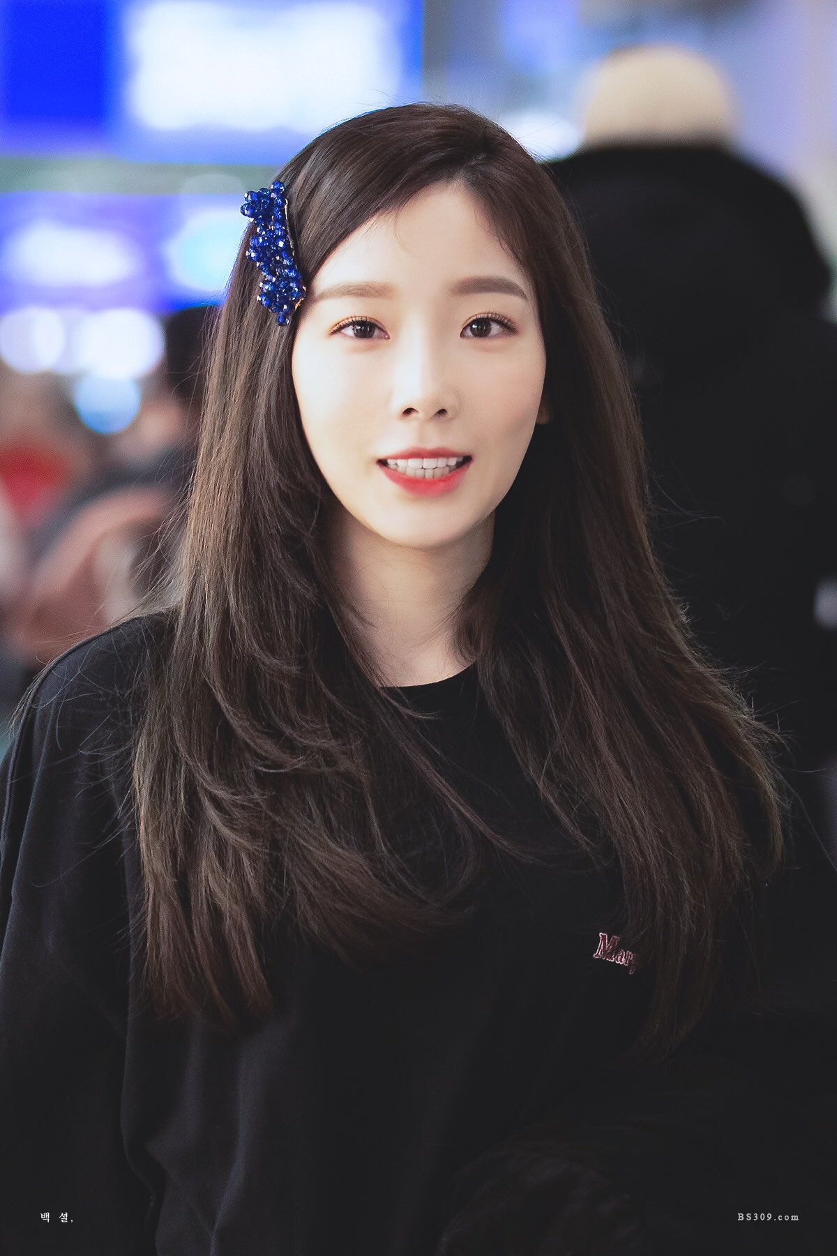 [잡담] 미친 태연이 머리에 삔이야 이거????? | 인스티즈