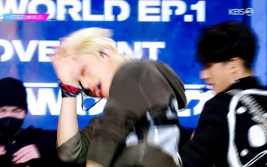 [잡담] 이렇게 생겼는데 입 열면 웅냥냥 고양이 | 인스티즈