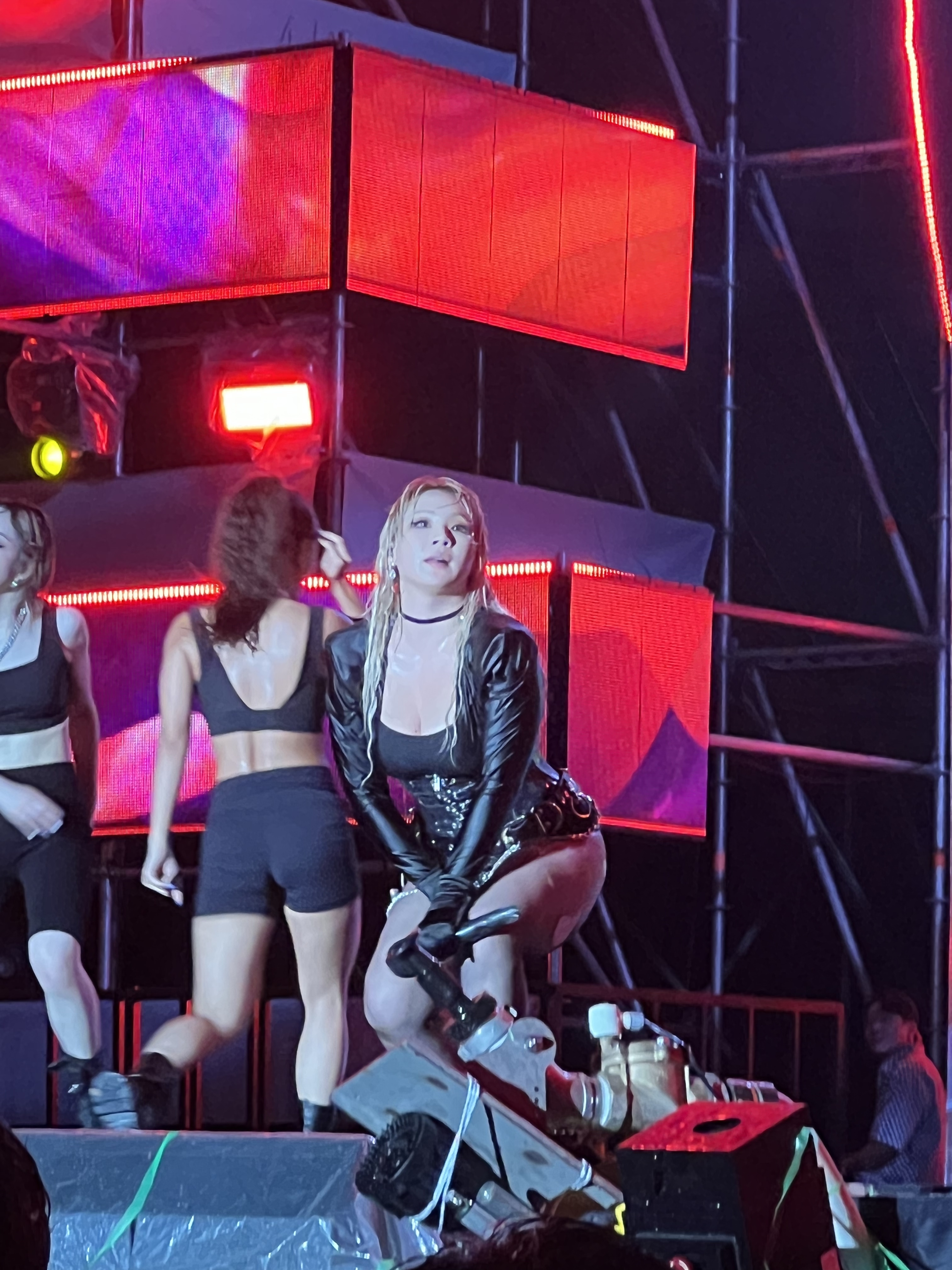 [잡담] 오늘자 인천워터밤 씨엘 여왕님 뵙고왔어 | 인스티즈