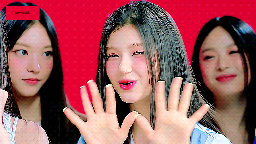 [잡담] 다니엘 볼 때마다 웃고 있어서 나까지 기분 좋아짐 | 인스티즈