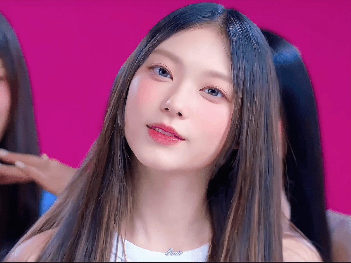 [잡담] 엥? 해린이 뭐하는 거임? 혀 낼름..?? | 인스티즈