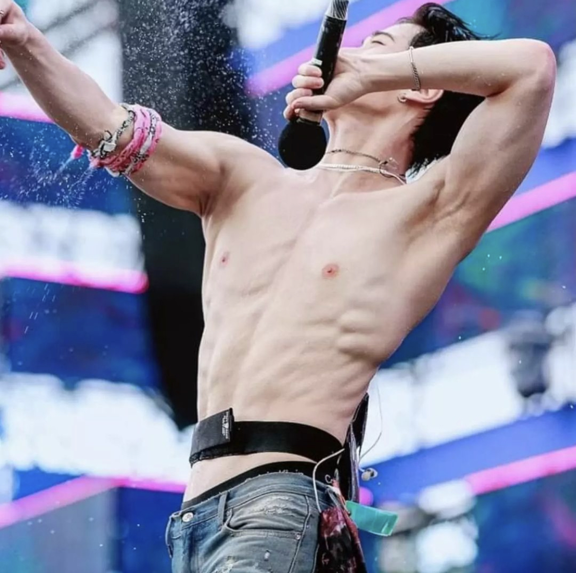 [잡담] 아니 문빈 워터밤.. | 인스티즈