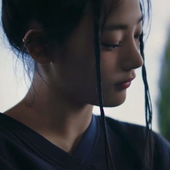 [잡담] 뉴진스 민지 옆모습 진짜 어케 이럼 | 인스티즈