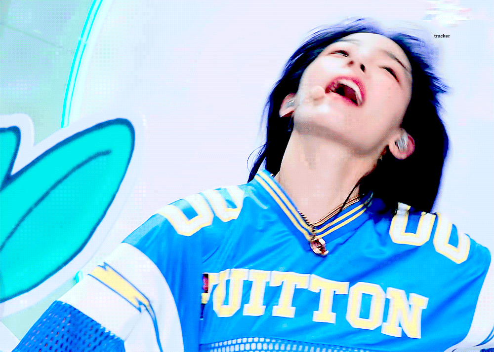 [잡담] 뉴진스 민지 포카홀더 포챠코vs시나모롤 뭐 할까??? | 인스티즈