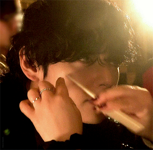 [잡담] 방탄 뷔 스타일리스트하면 직업 만족도 좋겠다 | 인스티즈