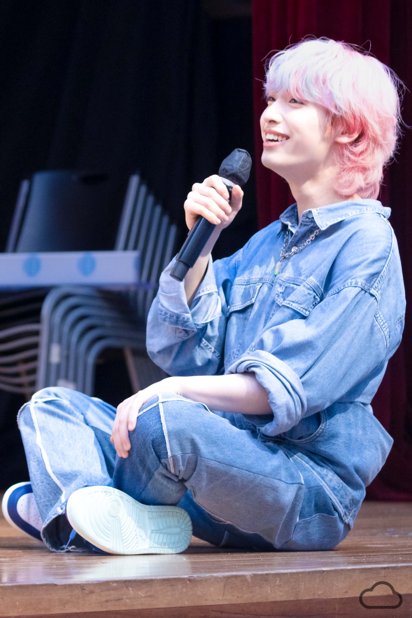 [잡담] 밴드 좋아하는 사람은 당장 이 잘생긴 애기롹스타도 알아줘,,, | 인스티즈