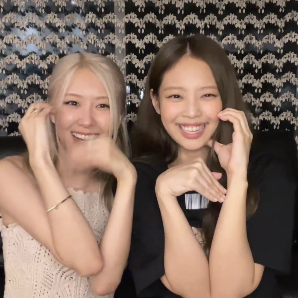 [잡담] 오늘 로제니 라이브 투샷모음 | 인스티즈