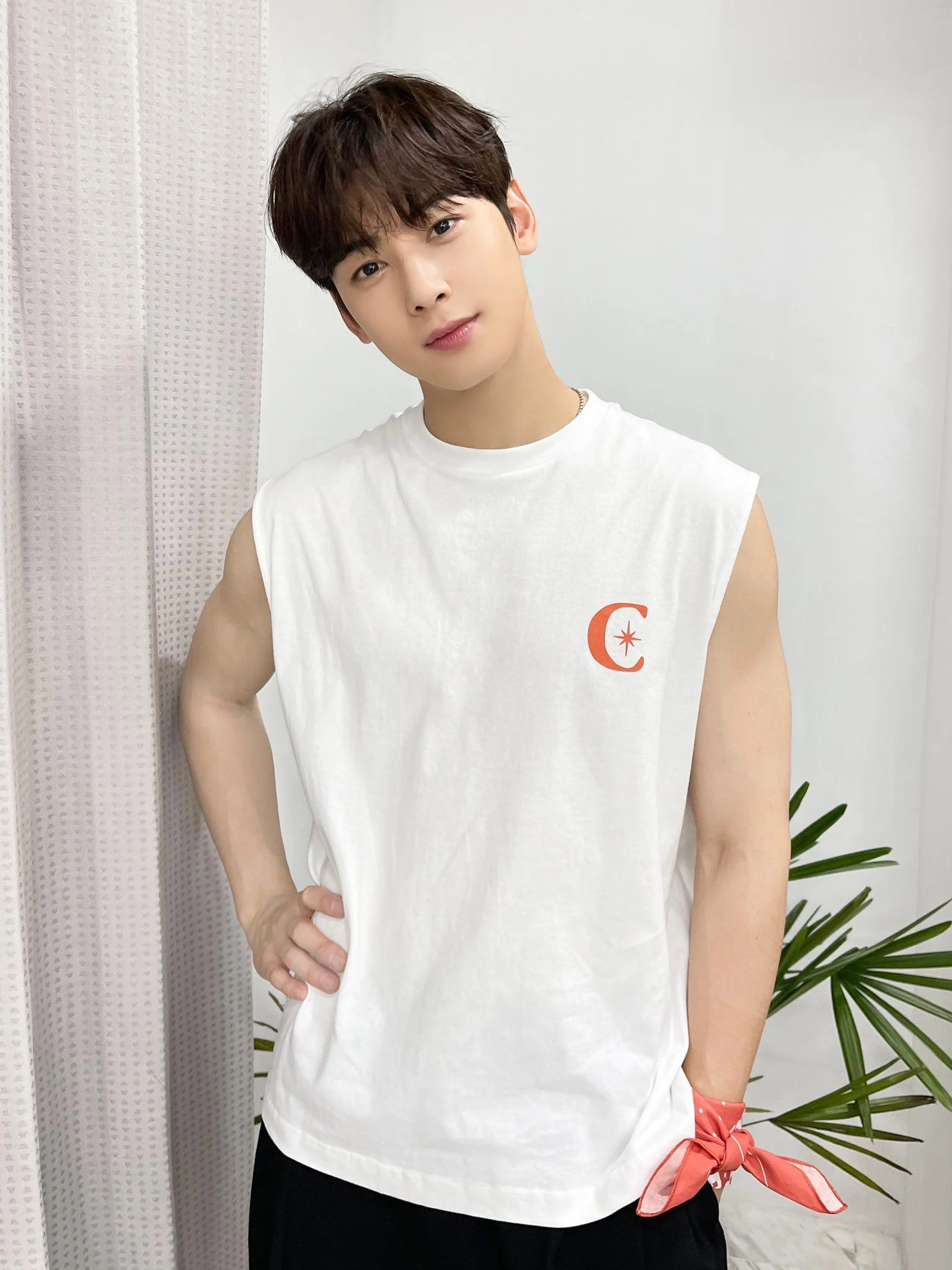 [잡담] 차은우 진짜 날이 갈수록 더 잘생겨지는 것 같음 | 인스티즈