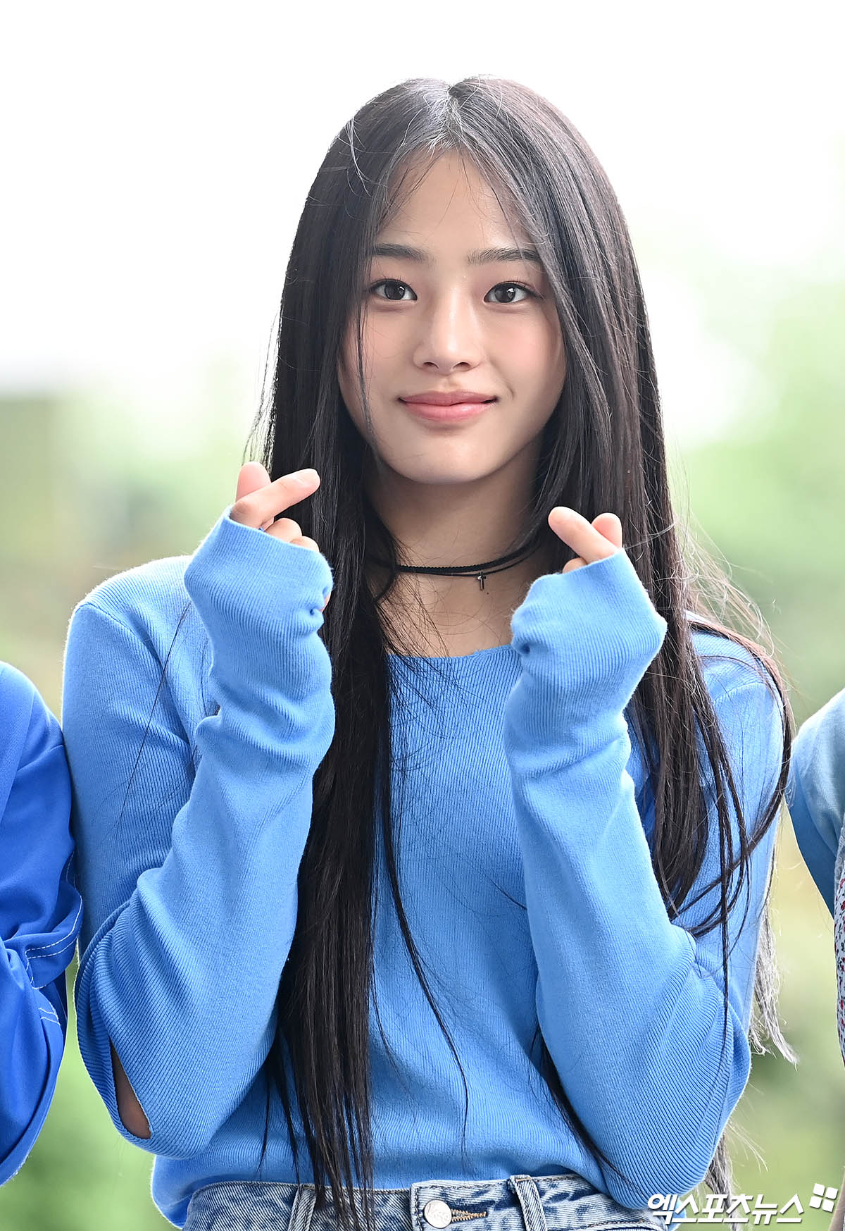 [잡담] 뉴진스 민지 포카홀더 포챠코vs시나모롤 뭐 할까??? | 인스티즈