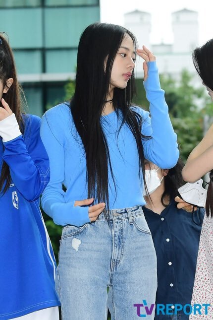 [잡담] 뉴진스 민지 ㄹㅇ 아기줄리엣 그자체임..... | 인스티즈