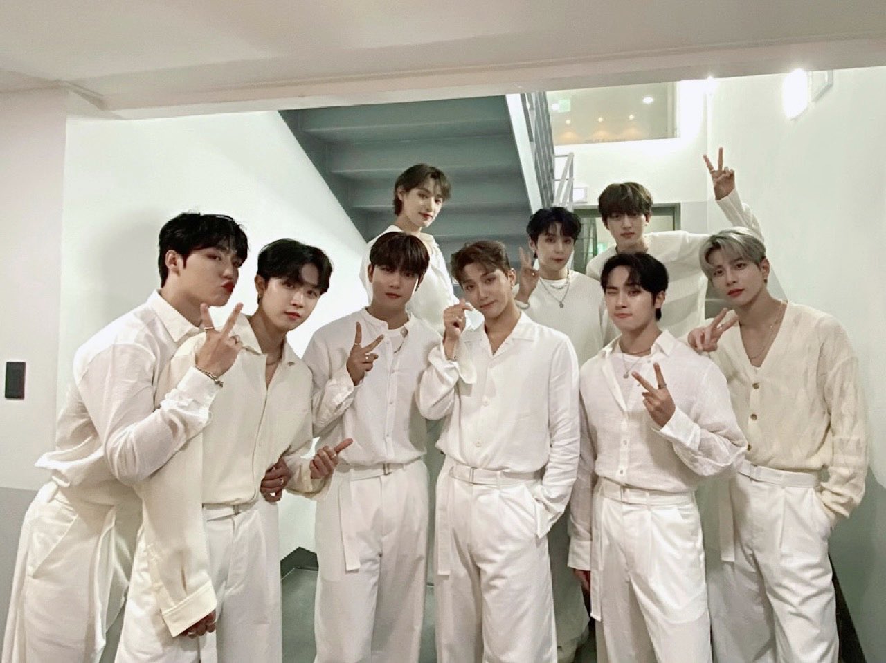 [잡담] 이 천사들을 데려가도 되겠습니까 | 인스티즈