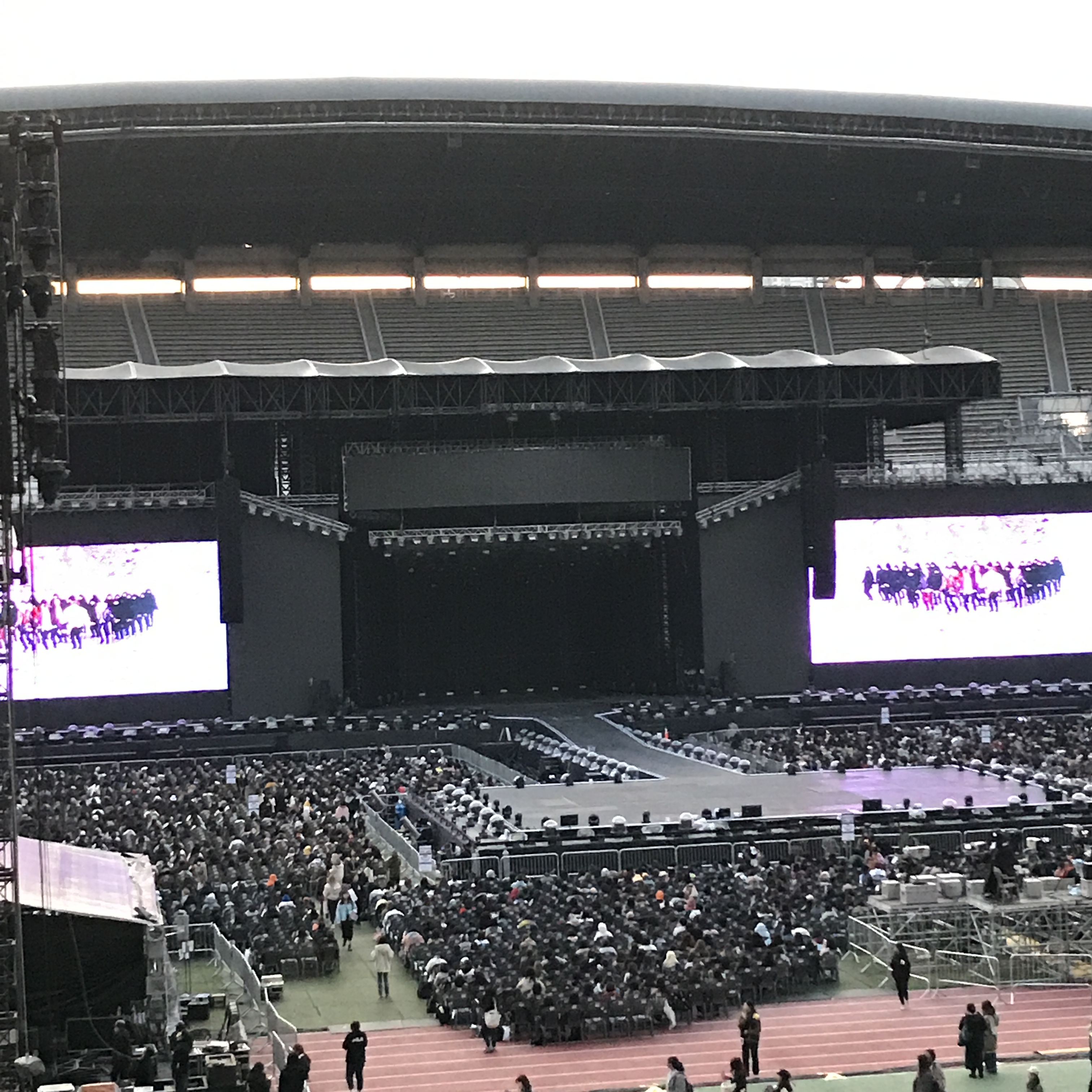 [잡담] 주경기장 그라운드,3층 가 본 사람으로서 시야 | 인스티즈