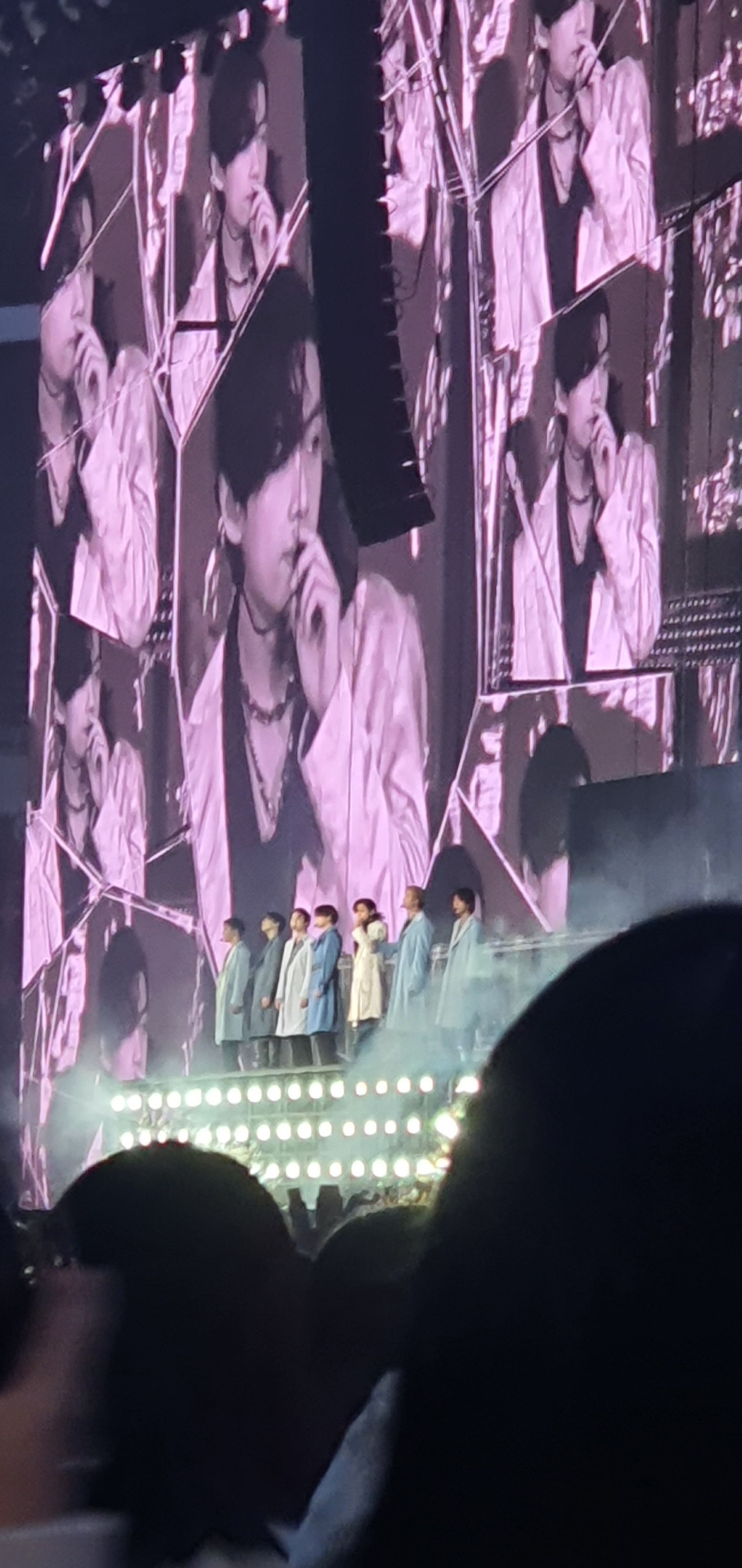 [잡담] 뭐야 시야 공유중이야? 2층이랑 그라 | 인스티즈