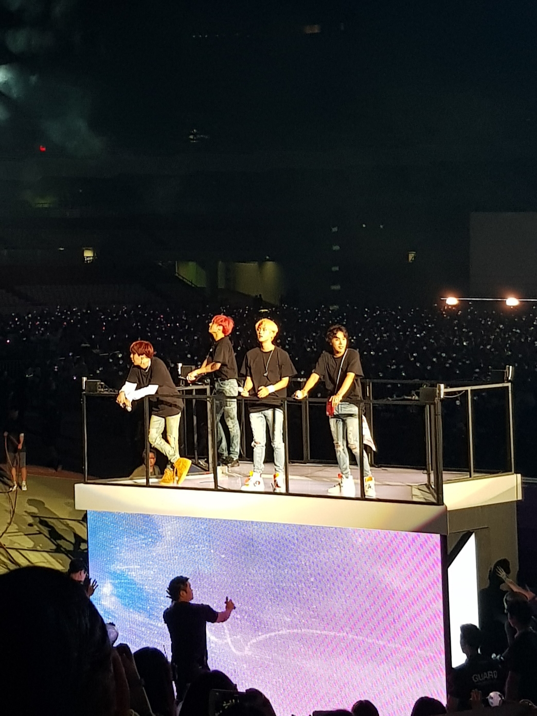 [잡담] 잠실1층..이동차돌때개꿀.. 🥰💜 | 인스티즈