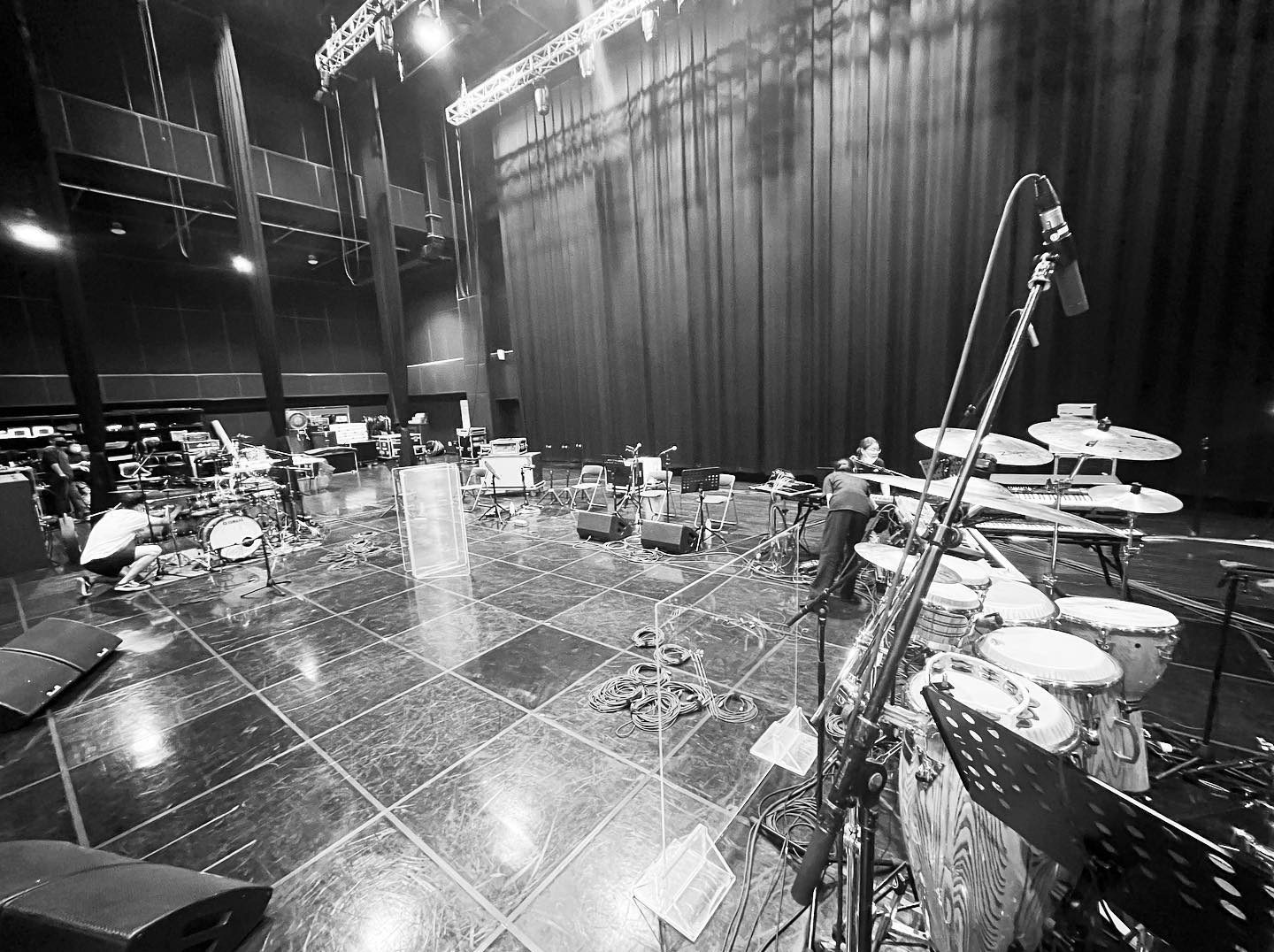 [잡담] 아이유 지금 콘서트 합주 연습중이래 | 인스티즈