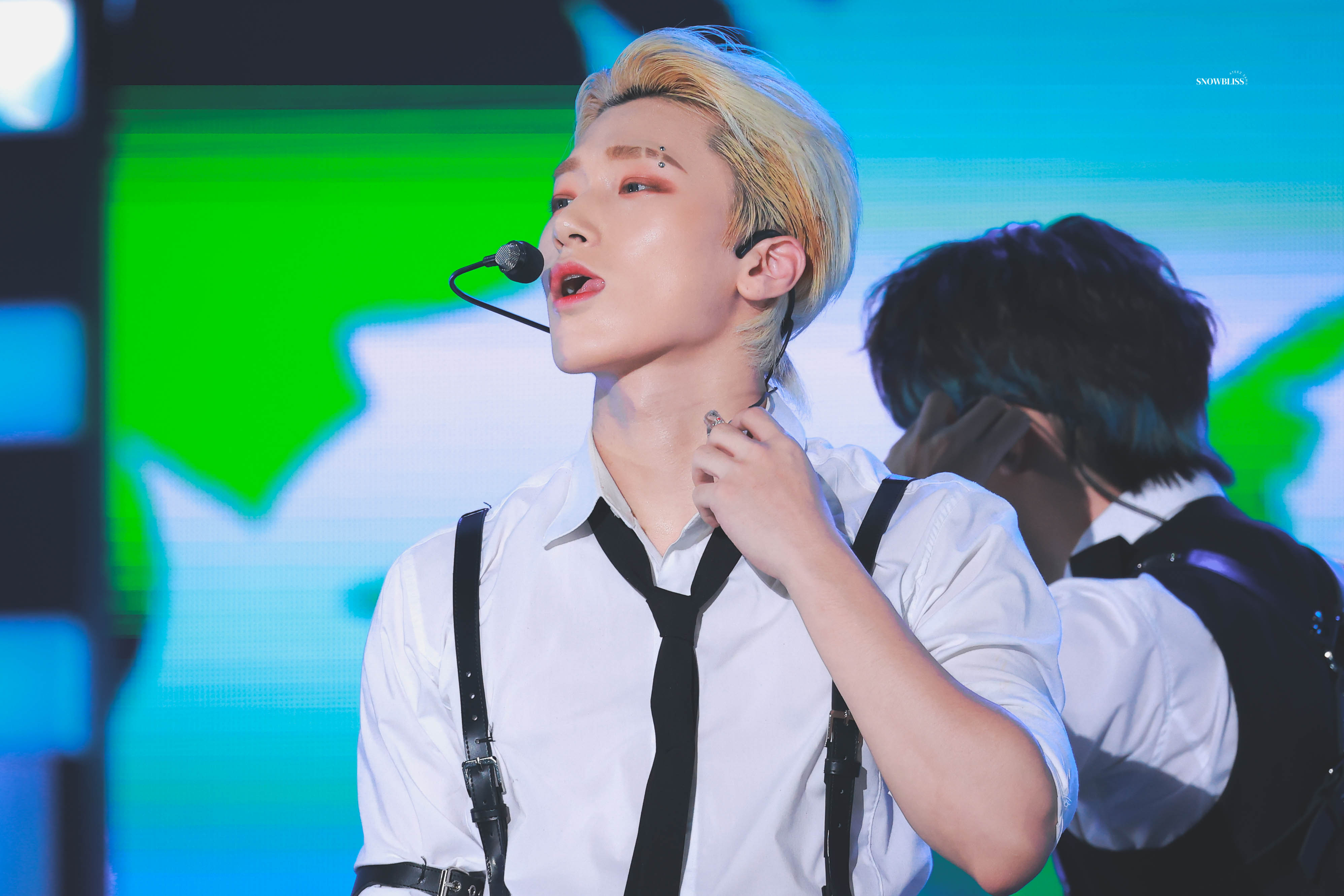 [잡담] 금발 병지 극락이야 너무 잘 어울림...😇 | 인스티즈