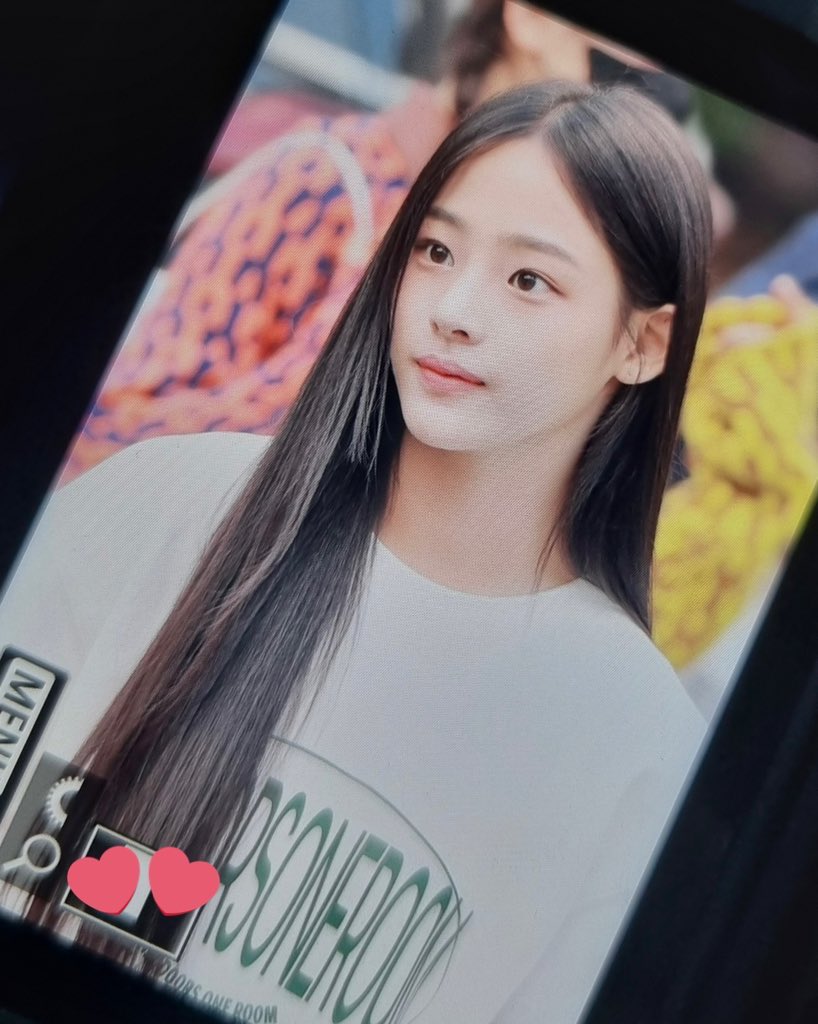 [잡담] 아 김민지 미쳤어 홈마 프리뷰 보는데 광대 터질 거 같다 | 인스티즈