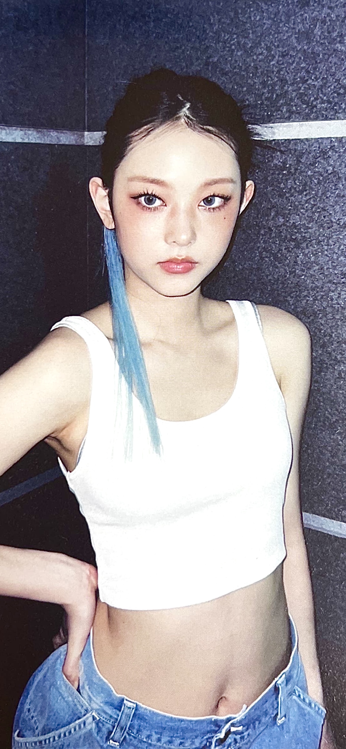 [잡담] 뉴진스 가방 앨범 사진 스캔하고 보정해봤는데 쓸 사람 있니 (스압주의 | 인스티즈