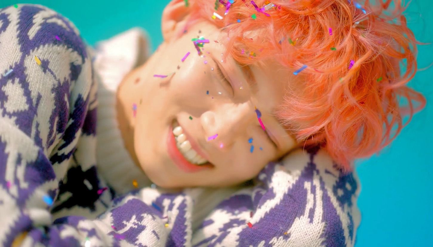 [잡담] 뉴 화려하고 반짝반짝한거 세상에서 제일 잘 어울려 | 인스티즈