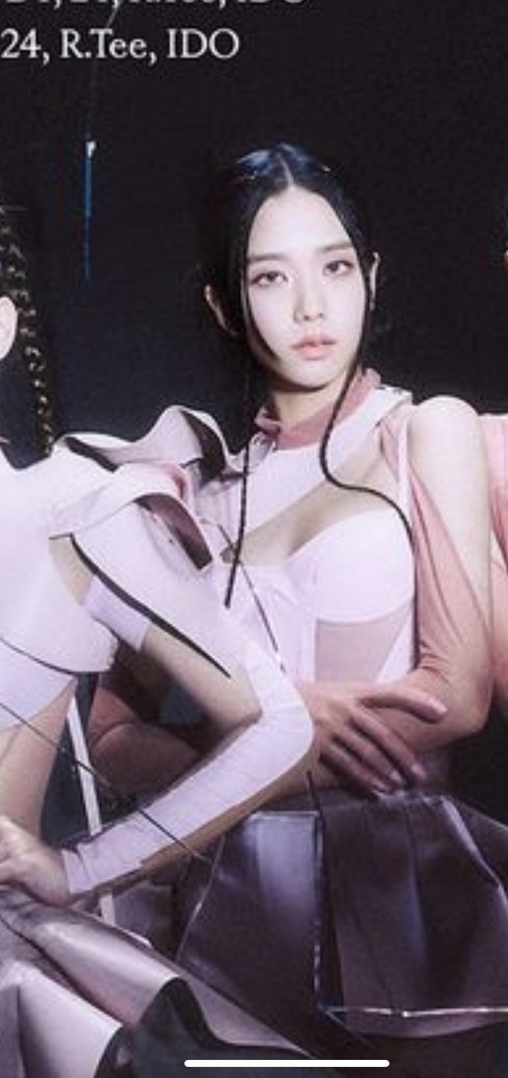 [잡담] 다 쎈데 뭔가 지수만의 이 공허한 눈빛? 같은게 맘에 듦 .. 블핑 최고다 | 인스티즈