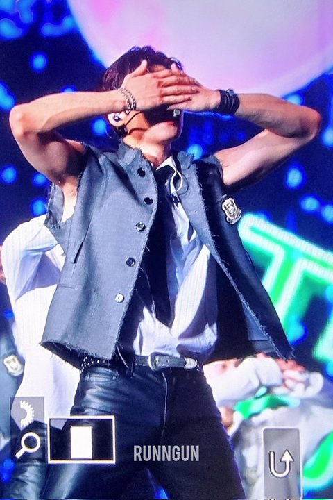 [잡담] 덥 주연 자꾸 그생각나서 웃김 ㅋㅋㅋㅋ | 인스티즈