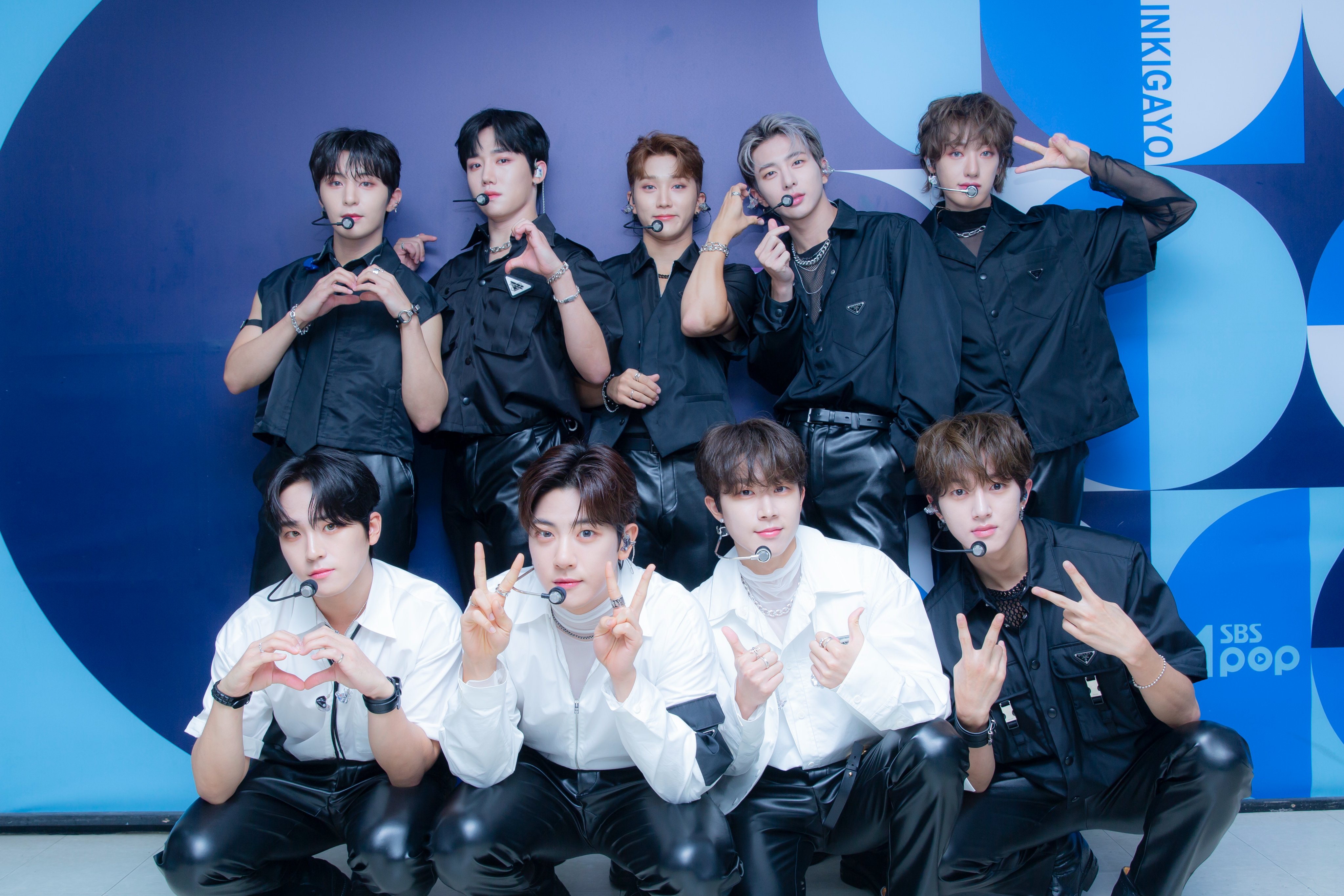 [잡담] 프라다 의상 예쁘다.. | 인스티즈