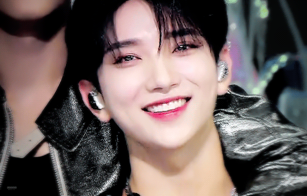 [잡담] 와 세븐틴 조슈아 이 짤 너무 예쁘다 | 인스티즈