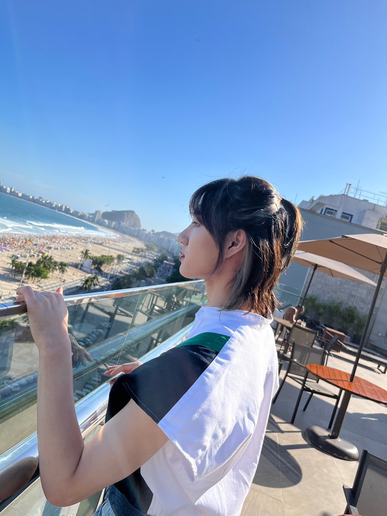 [잡담] 해투가서 한국팬들 외롭지않게 자주 오겠다더니 오늘만 올려준 사진이 이정도 | 인스티즈