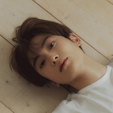 [잡담] 누워있는데 사람이 | 인스티즈