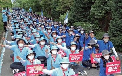 '민주노총 8·15 대회' 결의문, 북한이 초안 썼을 것 [쓴소리곧은소리] | 인스티즈