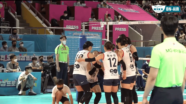 이 세레머니 왜이렇게 좋지 | 인스티즈