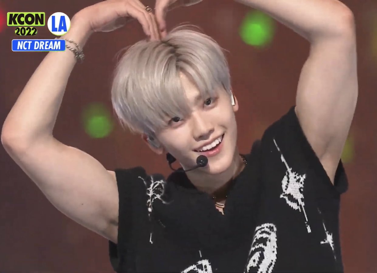 [잡담] 재민이 팔뚝 미쳤다 | 인스티즈