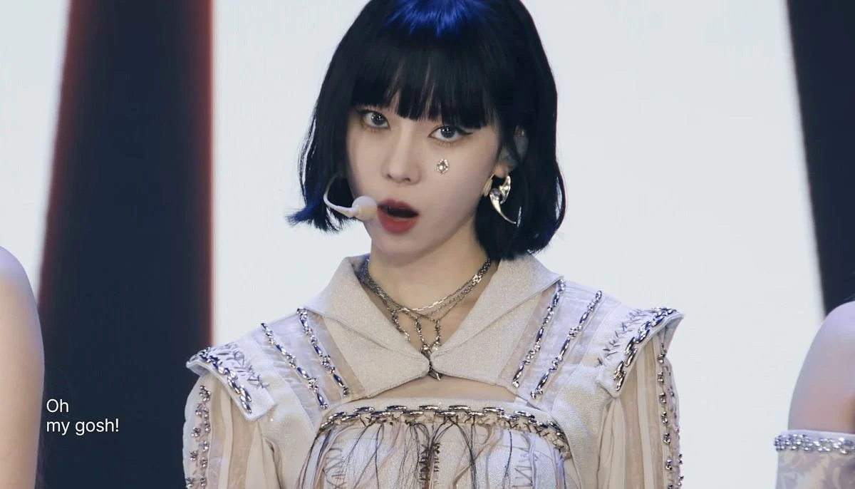 [잡담] 윈터가 낸 아이디어 스타일링중에 이거 두개는 천재가틈 | 인스티즈